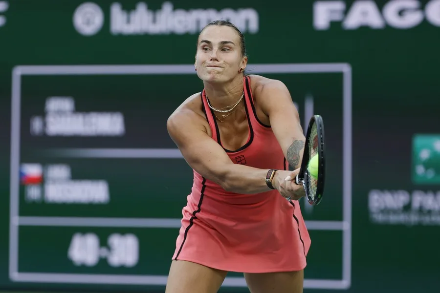 Sabalenka remonta en Indian Wells